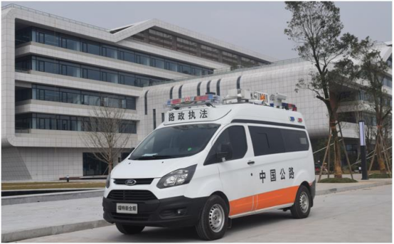 與疫情賽跑！“六合造”救護(hù)車(chē)奔赴抗疫一線